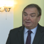 Żywność na Wielkanoc potaniała. Średnio za produkty zapłacimy o 4 proc. mniej niż rok temu