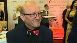 Artur Barciś: Wielkanoc to dla mnie moment wyciszenia. Bardzo potrzebny w tym zwariowanym świecie Gwiazdy, LIFESTYLE - Aktor nigdy nie pracuje w święta wielkanocne. Jest to dla niego czas odpoczynku i wyciszenia. Wyłącza wówczas telefon, nie gra w teatrze, nie uczestniczy w próbach do spektakli.