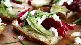 Kanapkowy zawrót głowy na wielkanocnym śniadaniu Żywienie, LIFESTYLE - Najważniejszym i najbardziej celebrowanym posiłkiem świątecznym jest wielkanocne śniadanie.