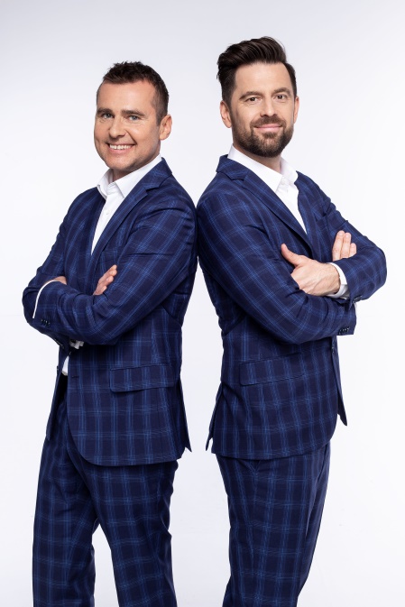KABARET NA ĹťYWO WEDŁUG PARANIENORMALNYCH
