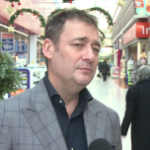 Jacek Rozenek: Trzeba odrzucić wszechobecną komercję. Ona nas wykańcza od strony duchowej