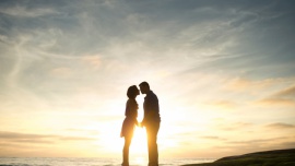 Ile kosztuje miłość, czyli Walentynki z ekskluzywną swatką Styl życia, LIFESTYLE - Aby znaleźć miłość, single coraz częściej korzystają nie z aplikacji randkowych, a z… usług ekskluzywnej swatki. To popularny trend na Zachodzie, który już dotarł do Polski.