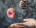 Tłusty czwartek – pomysły na pączki z twistem